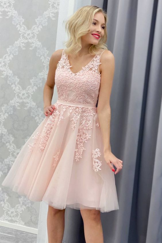 A-line Pink Short Homecoming Dress with Lace Appliques C1150