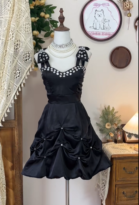 Vintage Satin Pleated A Line Homecoming Dress Black Birthday Dress cc3087