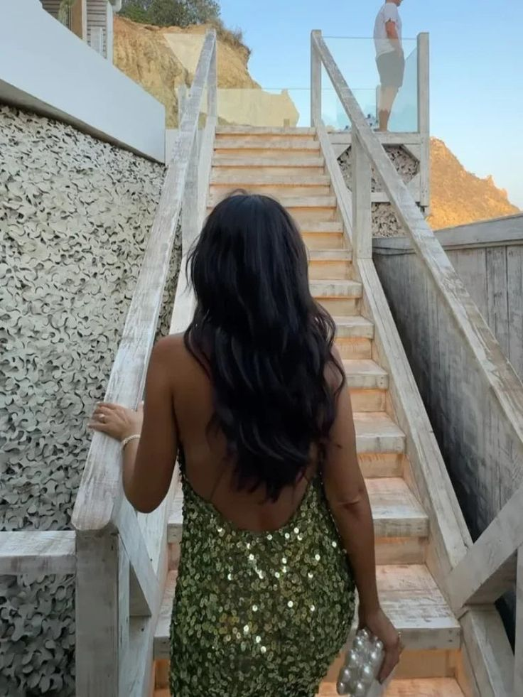 Gorgeous Green Sequins Backless Sheath Evening Dress V Neck Long Party Prom Dress cc2110