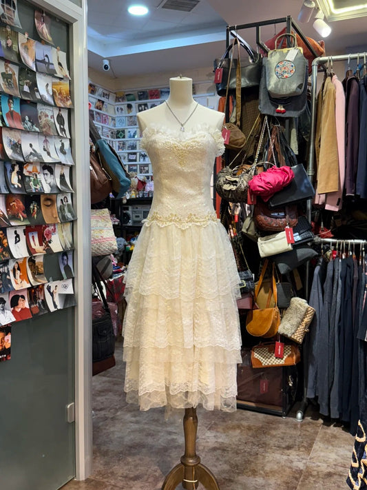 Sweet Ivory Heart-Shaped Neckline Embroidered Layered Lace Prom Dress Evening Dress cc5310