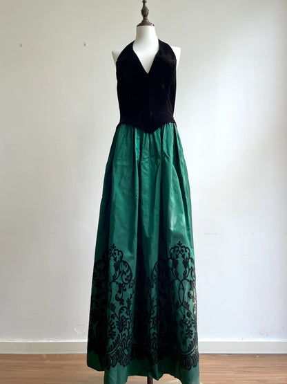 Retro Black And Green A-line Halter Neck Velvet And Satin Prom Dress Evening Dress cc5340