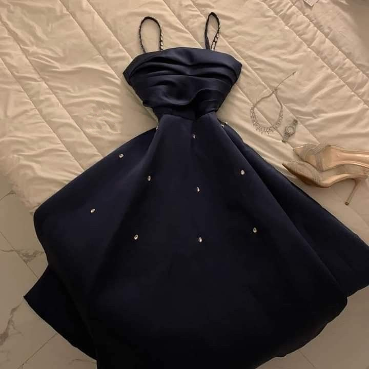 Gorgeous Green Satin A Line Party Dress Straps Prom Evening Dress With Beaded cc1880