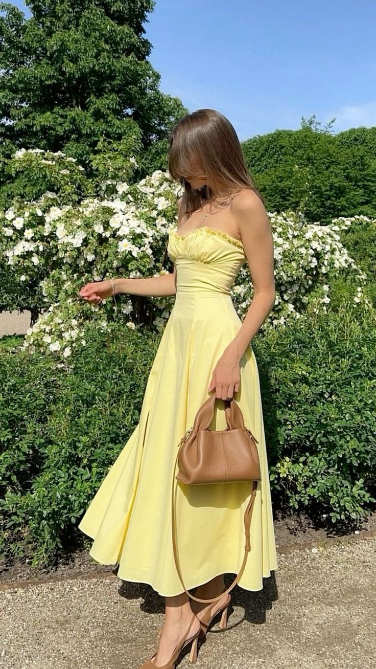 Lovely Strapless Yellow Satin Slit Evening Dress A Line Prom Dress Party Gown cc1475