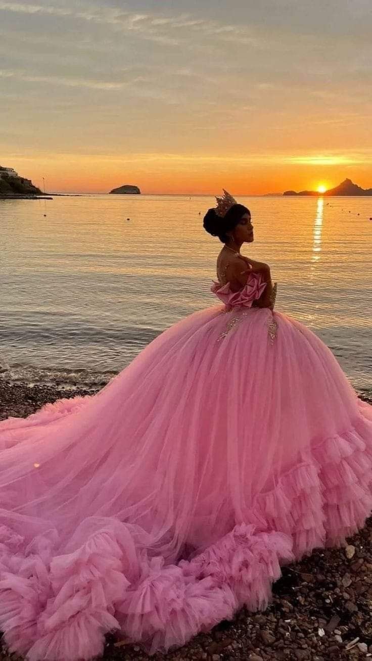 Dreamy And Gorgeous Pink Oversized Trailing Fluffy Off-shoulder Layered Mesh Lace Ball Gown Prom Dress Wedding Dress cc4702