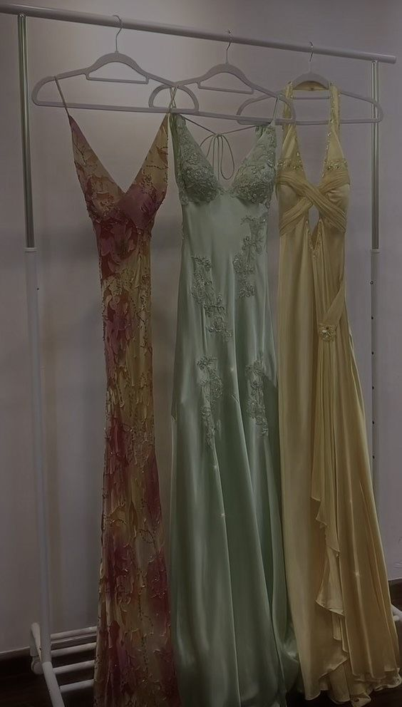 Yellow Halter Satin Beaded Mermaid Prom Dress，Slit Long Party Evening Dress cc2868