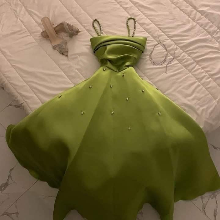 Gorgeous Green Satin A Line Party Dress Straps Prom Evening Dress With Beaded cc1880