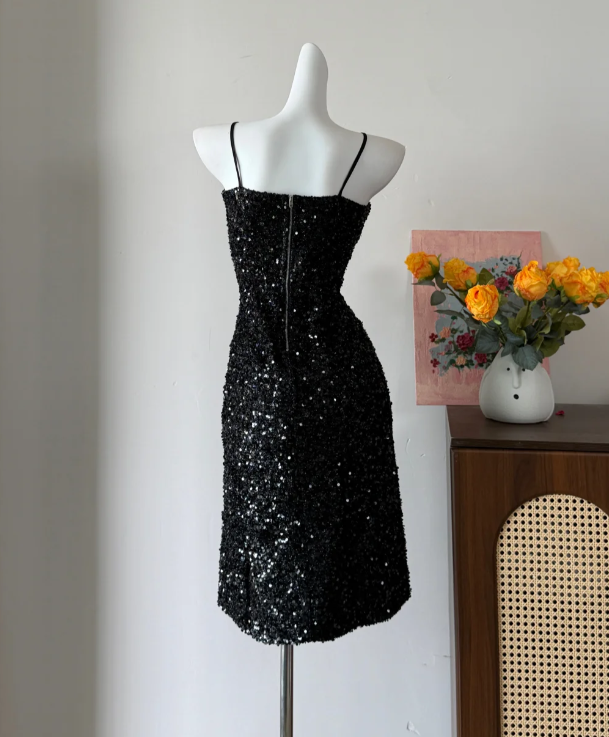 Shiny Homecoming Dress Black Spaghetti Straps Sequins Slit Birthday Party Dress Cocktail Dress cc5742