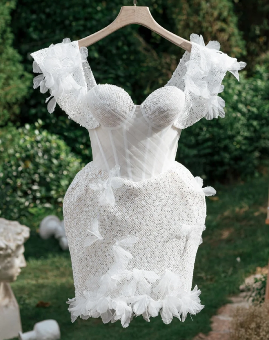 Unique Sweetheart Neck Sequin Tulle Birthday Outfits White Sheath Homecoming Dress cc3159