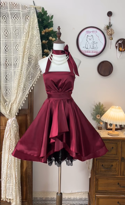 Vintage Burgundy Satin Lace A Line Homecoming Dress Halter Cocktail Dress cc3083
