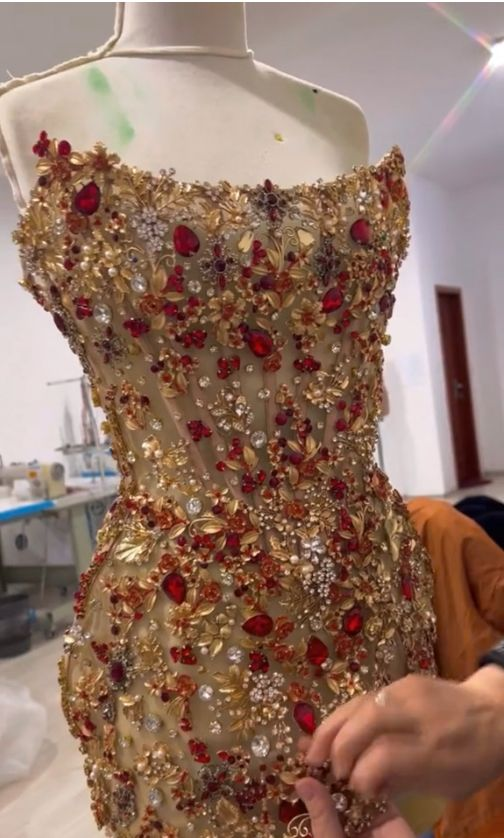 Gorgeous Sheath Strapless Sequin Beaded Gold Formal 8th Grade Homecoming Dress Mini Cocktail Dress cc3434