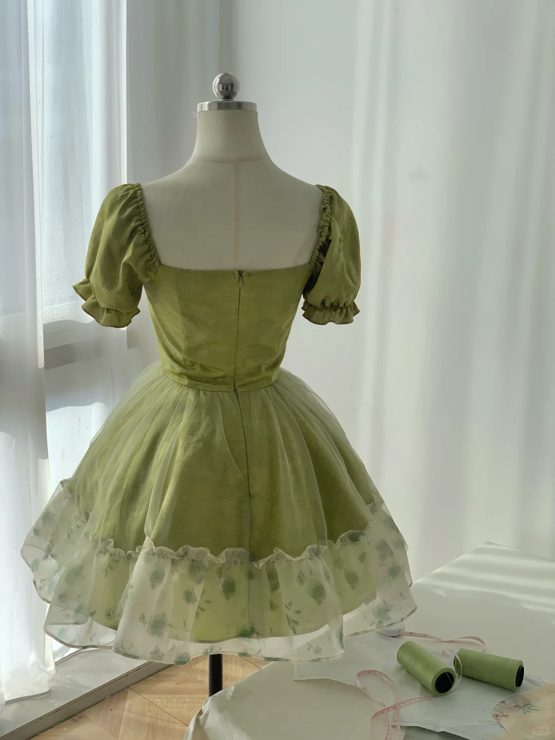 Classy Green Satin Lace Appliques Ruffles A Line Graduation Homecoming Dress 17th Birthday Outfits cc3441