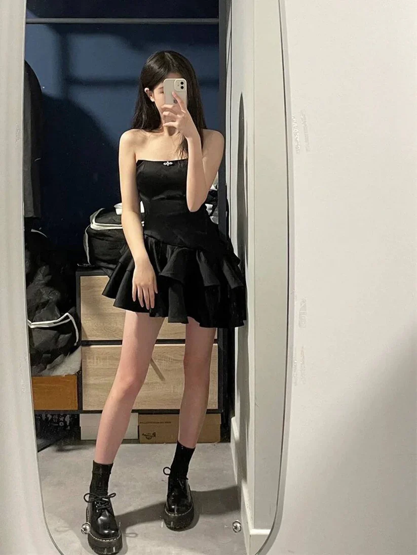 Sexy Black Irregular Puffy Short Homecoming Dress cc3052