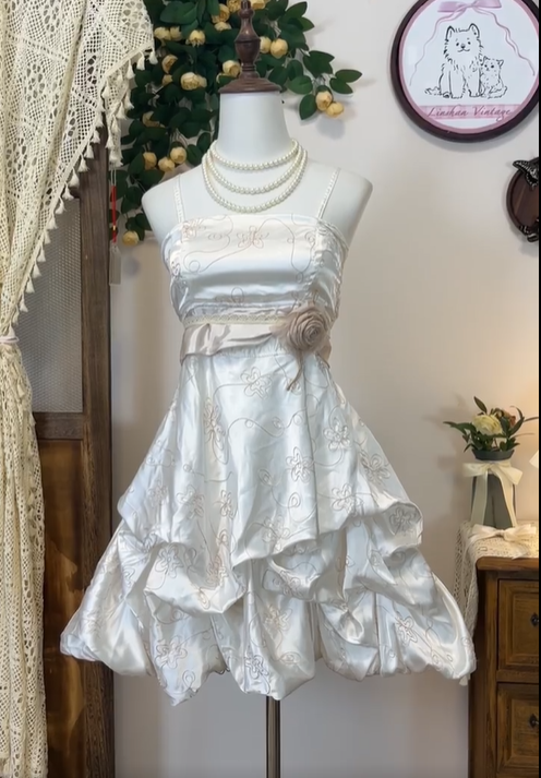 Vintage Spaghetti Straps Satin Flowers A Line Grade Homecoming Dress White Cocktail Dress cc3111