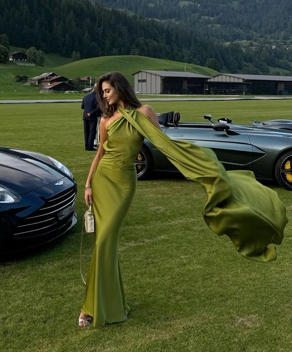 Elegant Green Backless Evening Dress Long Party Prom Dress cc1382