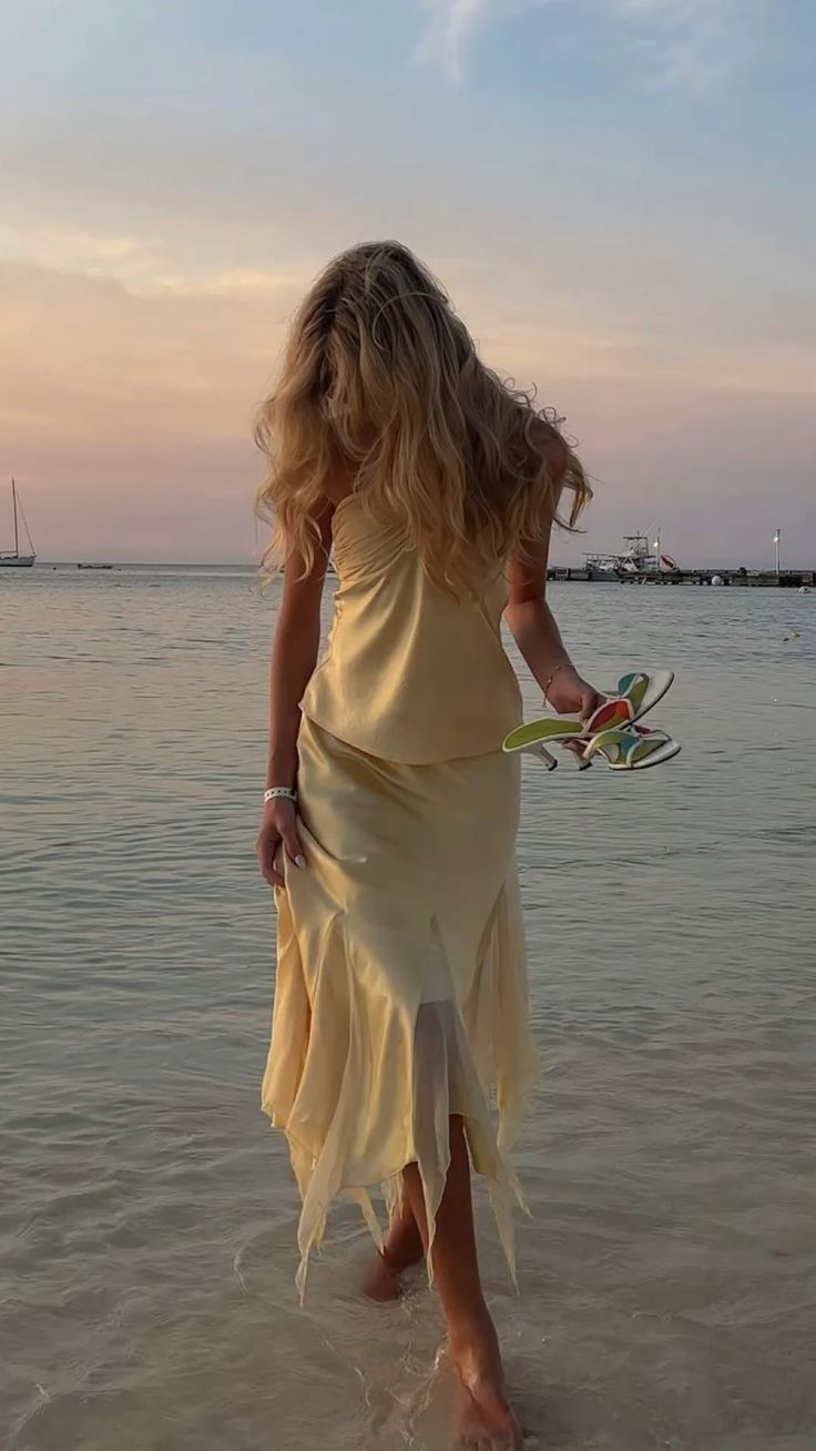 Yellow Mermaid Halter Satin Prom Dress Party Evening Dress cc2586