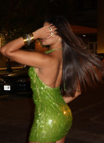 Classy Green Halter Sequin Sheath Short Cocktail Dress Backless 8th Grade Homecoming Dress cc3334