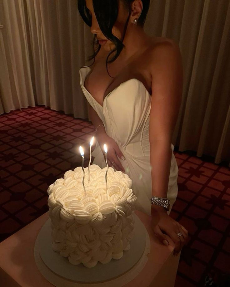 Elegant White V Neck Pleated Short Homecoming Dress Formal 20th Birthday Outfits cc3409