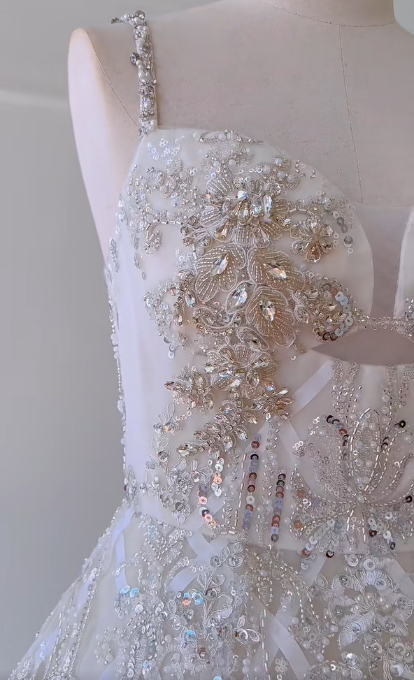 Gorgeous Spaghetti Straps Tulle Beaded Homecoming Dress White Short Birthday Outfits Wedding Dress cc3168