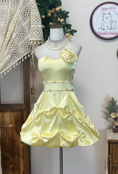 Sweet Strapless Satin Pleated Beaded Homecoming Dress Short A Line Birthday Outfits cc3106