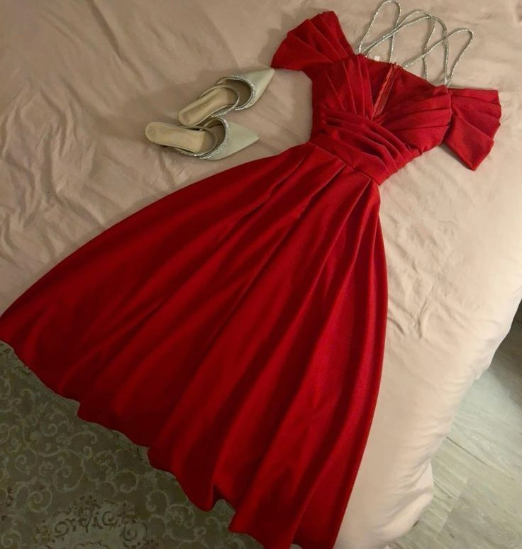 Beautiful Off The Shoulder Red Satin Pleated Party Dress Spaghetti Strap Prom Dress Evening Dress  cc1873