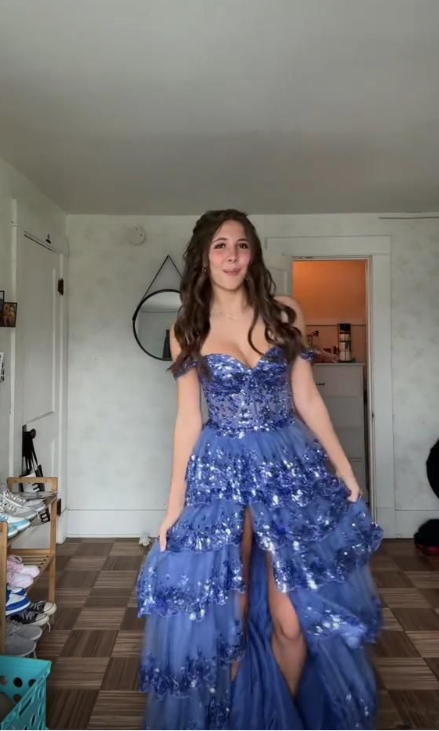 Pretty Blue Tulle Sequins Layered Prom Dress Long Slit Party Evening Gown cc2452