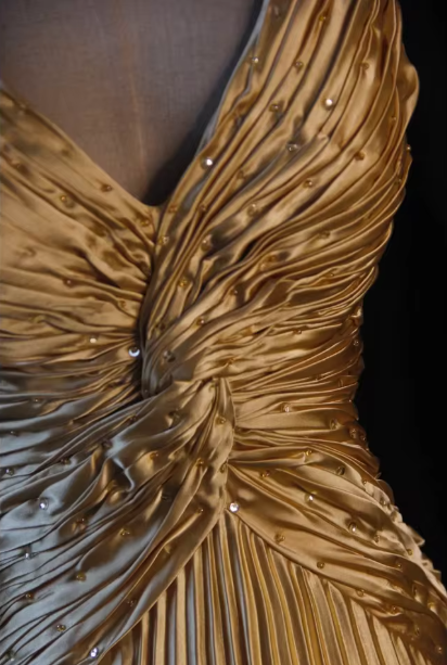 Gorgeous Gold Satin Pleated Party Prom Dress，Formal Evening Gown With Beaded cc2403