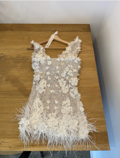 Elegant White Deep V Neck Sequined Floral Feather Fitted Birthday Dress Homecoming Dress cc4069