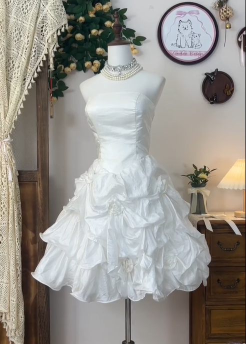 Classy White Strapless Pleated A Line Birthday Outfits Short Homecoming Dress cc3258