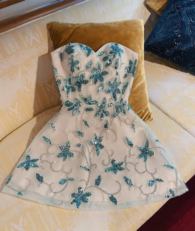 Beautiful Sweetheart Neck Tulle Sequin Cocktail Dress A Line Homecoming Dress cc3138