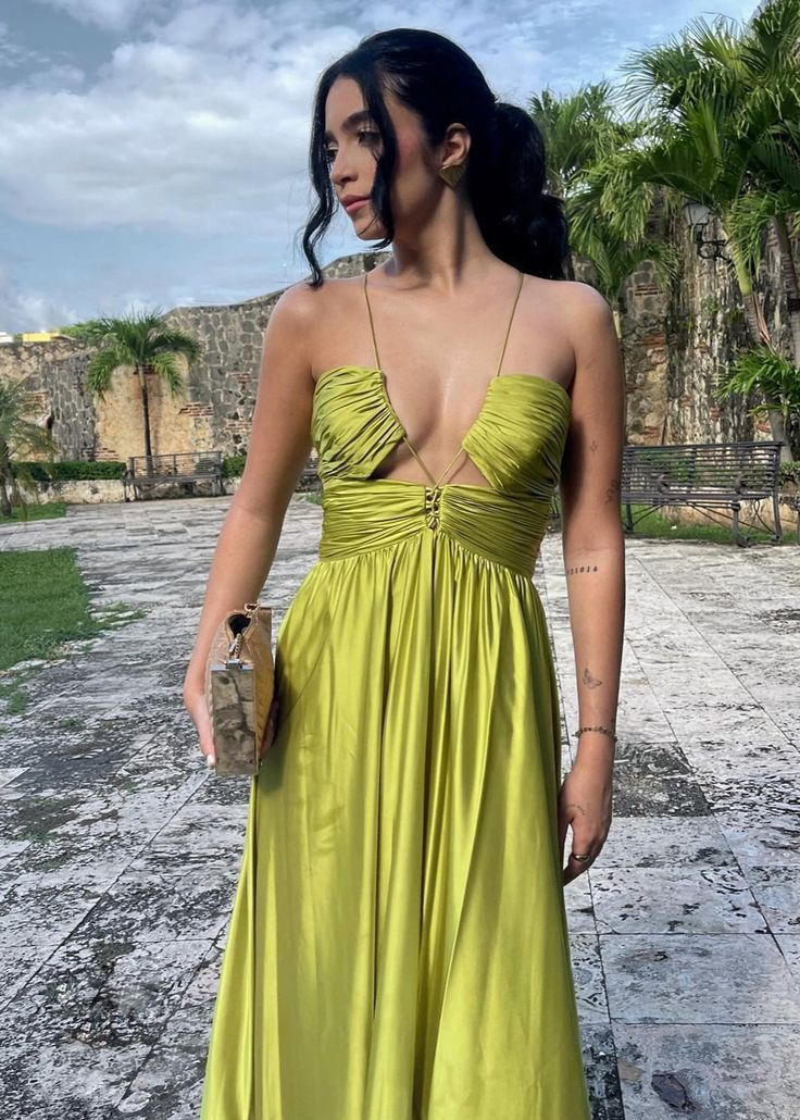 Chic Green Halter A Line Party Prom Dress cc2560