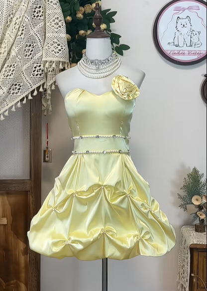 Sweet Strapless Satin Pleated Beaded Homecoming Dress Short A Line Birthday Outfits cc3106
