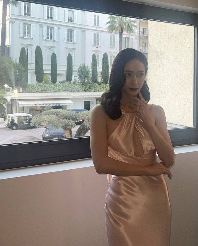 Elegant Pink Mermaid Halter Neck Backless Crisscross Strap Satin Long Prom Dress Evening Dress cc4873