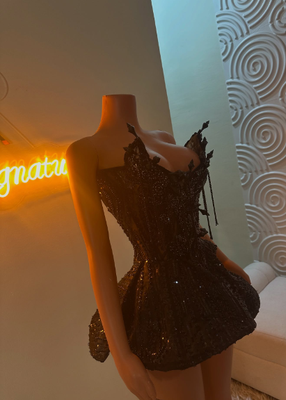 Gorgeous Black Sleeveless Spiked Sequined Tassel Chain A-line 17th Birthday Homecoming Dress cc4180
