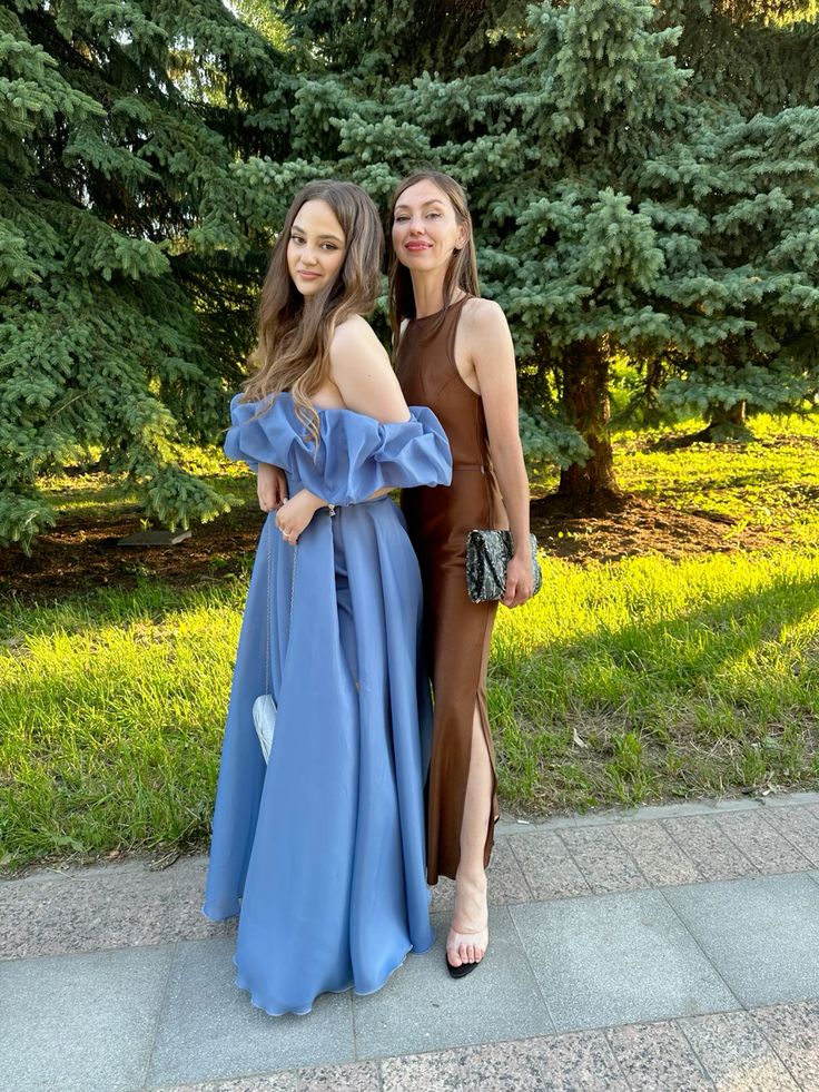 Beautiful Hazy Blue A-line Ruffled Puff Sleeve Off-shoulder Slit Organza Long Prom Dress Evening Dress cc4902