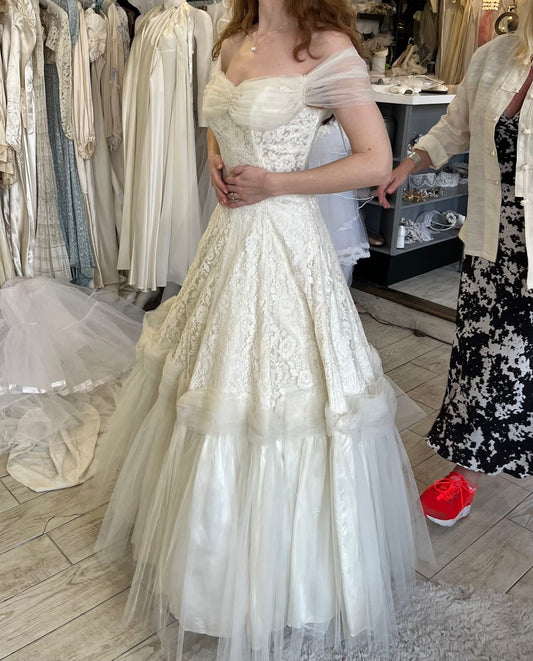 Vintage White A-line Off-shoulder Lace Long Prom Dress Evening Dress cc4919