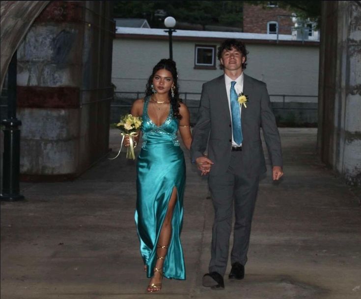 Elegant Turquoise Deep V Halter Neck Satin Slit Long Prom Dress Evening Dress cc4923