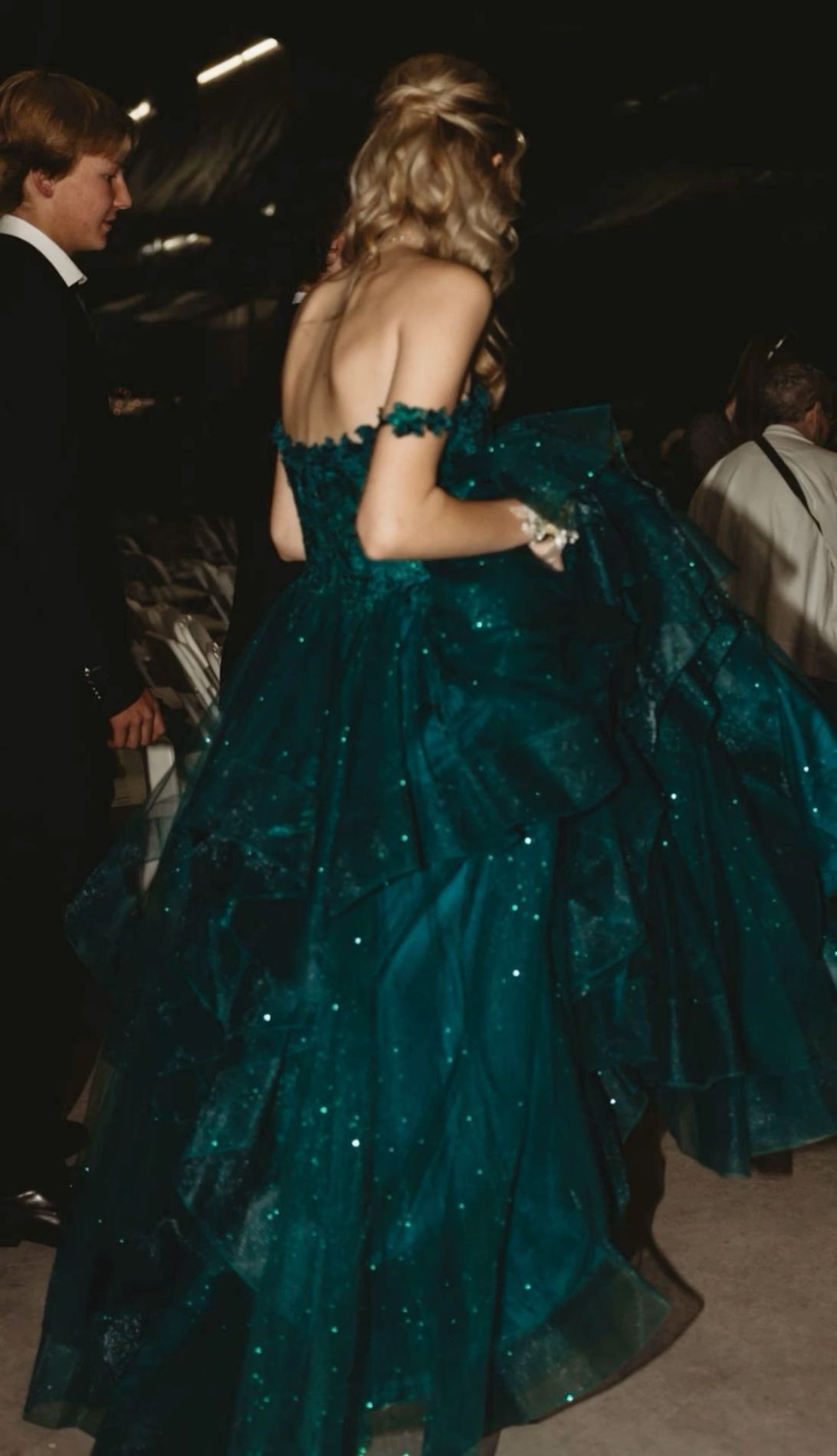 Dreamy Dark Green Off-shoulder Layered Tulle Ball Gown Evening Dress cc4966