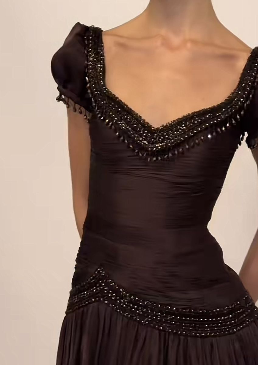 Retro Elegant Dark Brown Fitted V-neck Beaded Chiffon Long Prom Dress Evening Dress cc5003