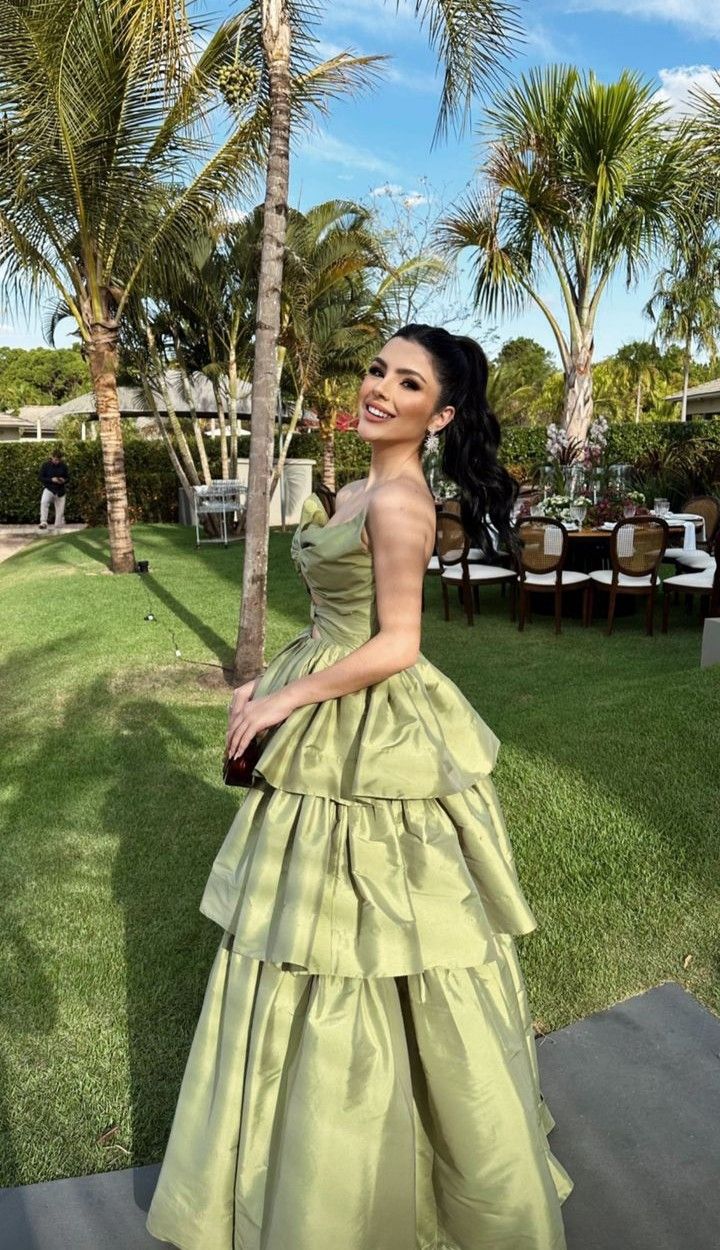 Elegant Green A-line V-neck Multi-Layered Ruffled Satin Long Prom Dress Evening Dress Bridesmaid Dress cc5045