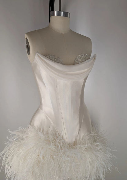 Elegant Satin Tube Top Feather Edge Bodycon 19th Birthday Homecoming Dress cc3503