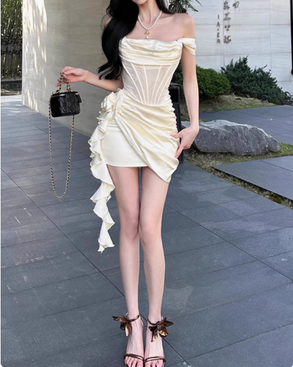 Sweet Satin Off-the-shoulder Hip-wrapped Herringbone 17th Birthday Homecoming Dress cc3526