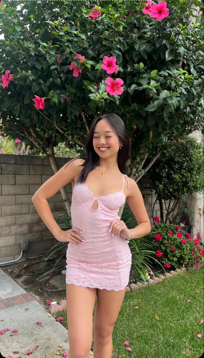 Sexy Pink Strapless Lace Open Back Mini Homecoming Dress cc3535