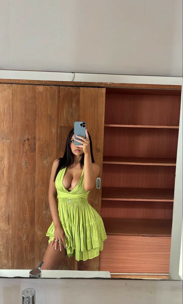 Sexy Green Deep V-Neck Halter Neck Mini 17th Birthday Homecoming Dress cc3567