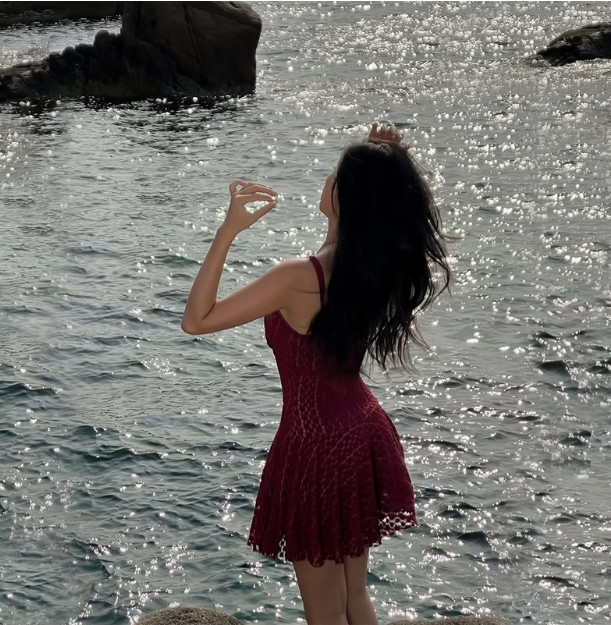 Sexy V-neck 3D Flower Strap A-line Homecoming Dress cc3596