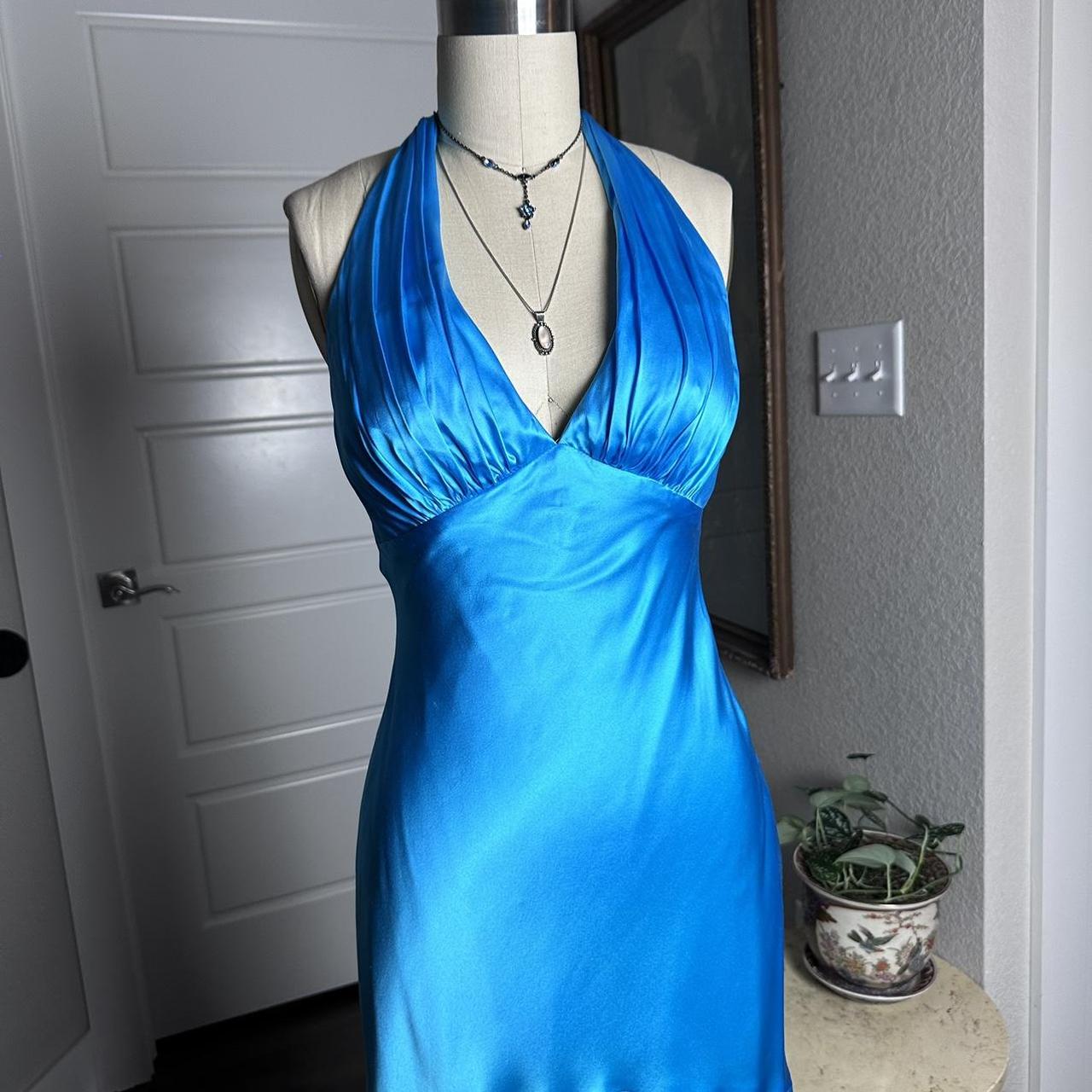 Simple Halter Neck Satin Blue Open Back Homecoming Dress cc3602