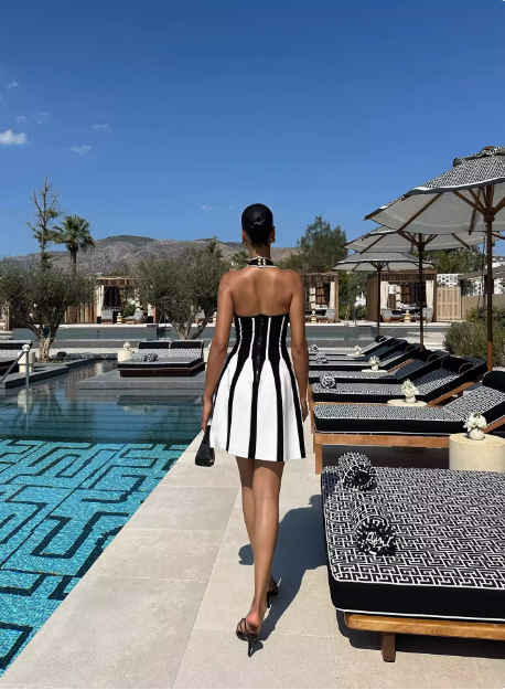 Sexy Low Cut Backless Halter Neck Striped Waist A-Line Homecoming Dress cc3624