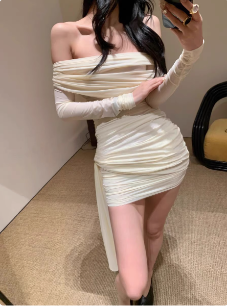 Elegant One-shoulder Tube Top Slim Fit Hip Homecoming Dress cc3630