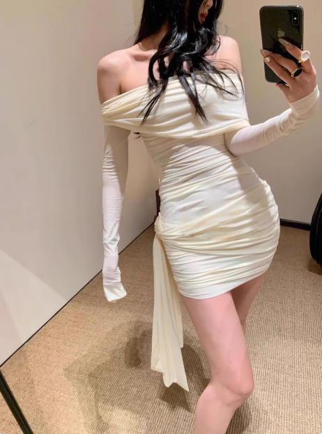 Elegant One-shoulder Tube Top Slim Fit Hip Homecoming Dress cc3630