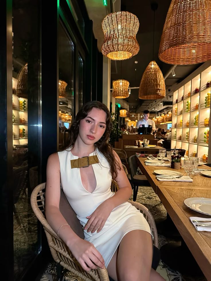 Sexy Low Cut Sleeveless White Satin Hip-hugging 17th Birthday Homecoming Dress cc3662