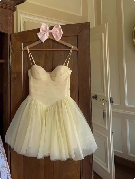 Cute Waist Yellow Suspender Tulle A-line 17th Birthday Homecoming Dress cc3821